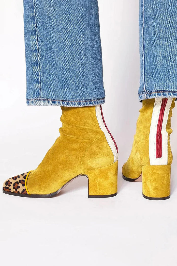 MID-HEEL ANKLE BOOT WITH PRINT